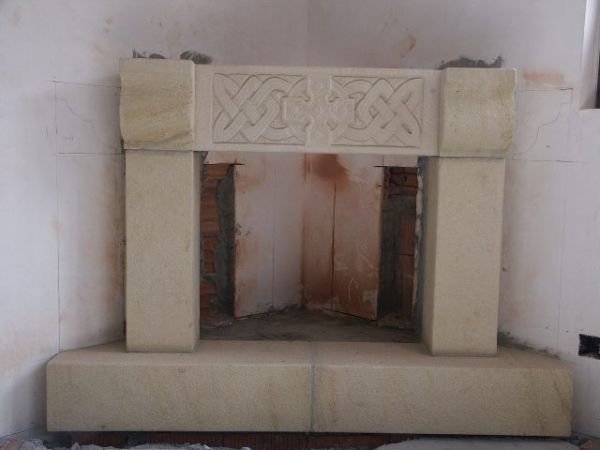 Chimeneas 4 — Cantería Fernández