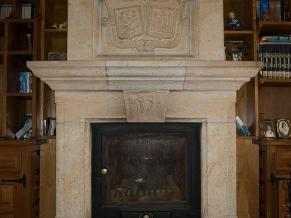 Chimeneas 5 — Cantería Fernández